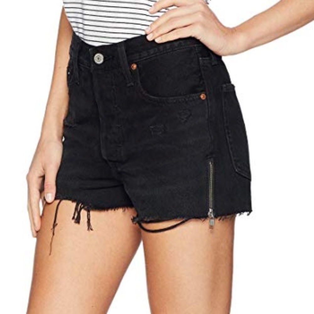 Levi’s shorts